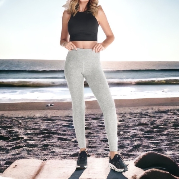 Women Activewear KYODAN Leggings Grey Dry Fit Leggings Cropped Pants - Picture 1 of 9